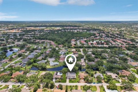 House in Sarasota, Florida 3 bedrooms, 191.19 sq.m. № 1843541 - photo 28