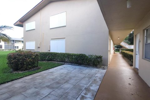 Condo in West Palm Beach, Florida, 1 bedroom  № 2169753 - photo 26