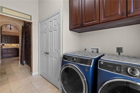 Casa en venta en Winter Haven, Florida, 4 dormitorios, 323.3 m2 № 1913370 - foto 20