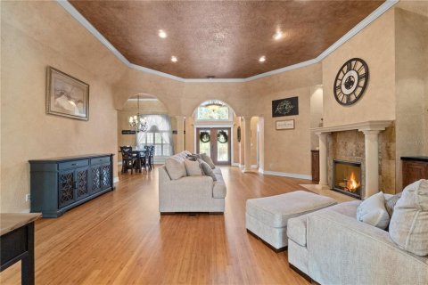 Casa en venta en Winter Haven, Florida, 4 dormitorios, 323.3 m2 № 1913370 - foto 9