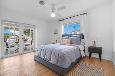 Casa en venta en Pompano Beach, Florida, 3 dormitorios № 1875676 - foto 27