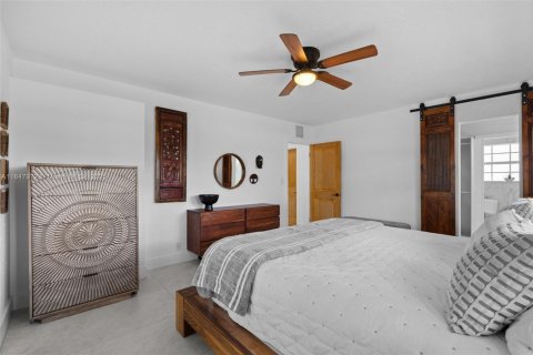 Casa en venta en Pompano Beach, Florida, 3 dormitorios № 1875676 - foto 22