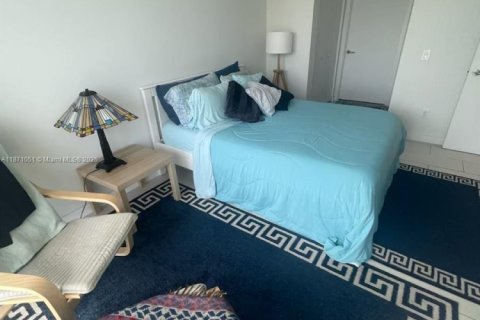 Copropriété à louer à Miami, Floride: 2 chambres, 91.79 m2 № 1895620 - photo 4