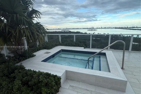 Copropriété à louer à Miami, Floride: 2 chambres, 91.79 m2 № 1895620 - photo 5