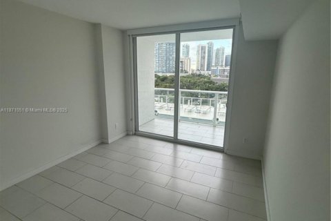 Copropriété à louer à Miami, Floride: 2 chambres, 91.79 m2 № 1895620 - photo 13