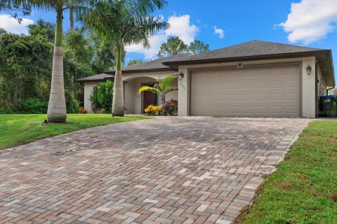 Villa ou maison à vendre à North Port, Floride: 3 chambres, 127.65 m2 № 1869809 - photo 1