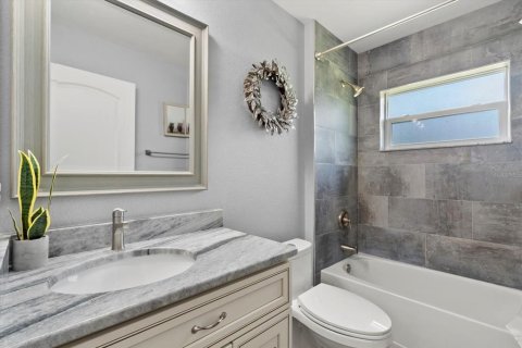 Villa ou maison à vendre à North Port, Floride: 3 chambres, 127.65 m2 № 1869809 - photo 15