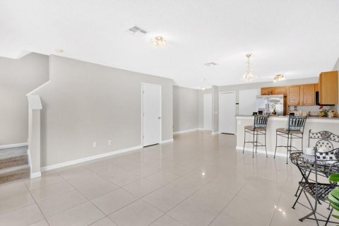 Townhouse in Orlando, Florida 3 bedrooms, 137.77 sq.m. № 2157290 - photo 22