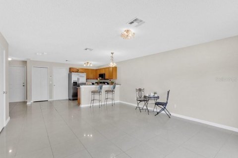Townhouse in Orlando, Florida 3 bedrooms, 137.77 sq.m. № 2157290 - photo 10
