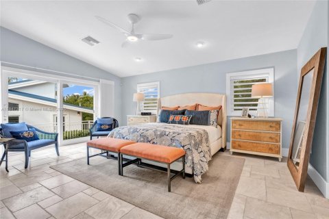 House in Marathon, Florida 5 bedrooms, 536.98 sq.m. № 1845433 - photo 30
