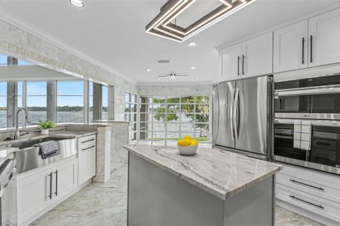 Casa en venta en Lakeland, Florida, 4 dormitorios, 414.72 m2 № 2396483 - foto 22