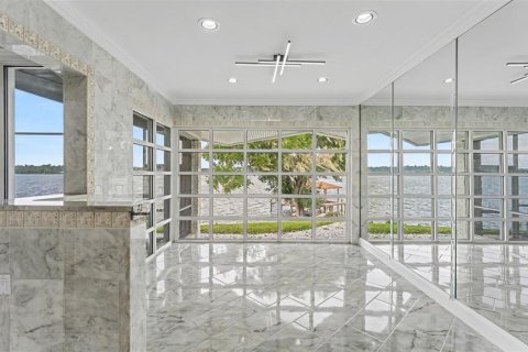 Casa en venta en Lakeland, Florida, 4 dormitorios, 414.72 m2 № 2396483 - foto 28