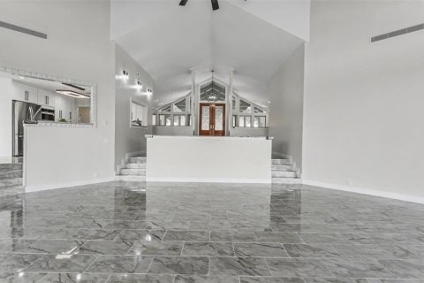 Casa en venta en Lakeland, Florida, 4 dormitorios, 414.72 m2 № 2396483 - foto 19