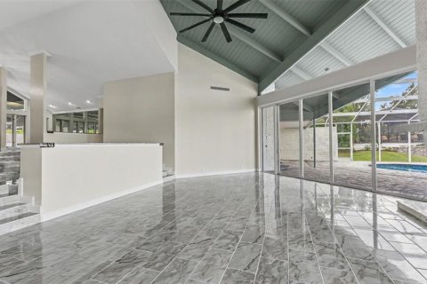 Casa en venta en Lakeland, Florida, 4 dormitorios, 414.72 m2 № 2396483 - foto 18