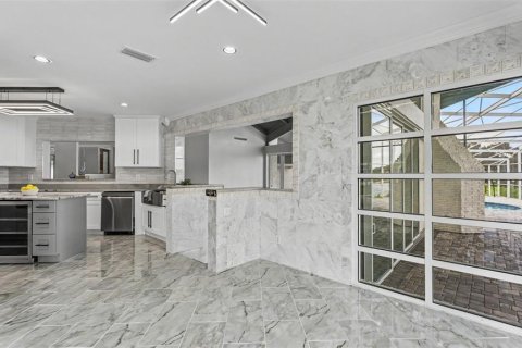 Casa en venta en Lakeland, Florida, 4 dormitorios, 414.72 m2 № 2396483 - foto 27