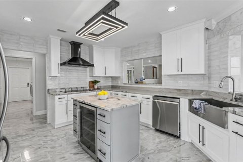 Casa en venta en Lakeland, Florida, 4 dormitorios, 414.72 m2 № 2396483 - foto 23