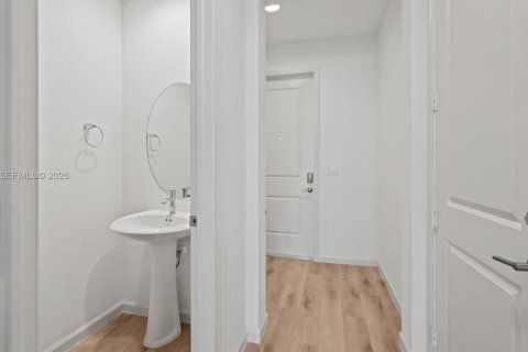 Touwnhouse à louer à Port St. Lucie, Floride: 4 chambres, 162.95 m2 № 2009688 - photo 24