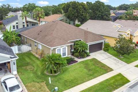 House in Apopka, Florida 4 bedrooms, 199.55 sq.m. № 1826663 - photo 3