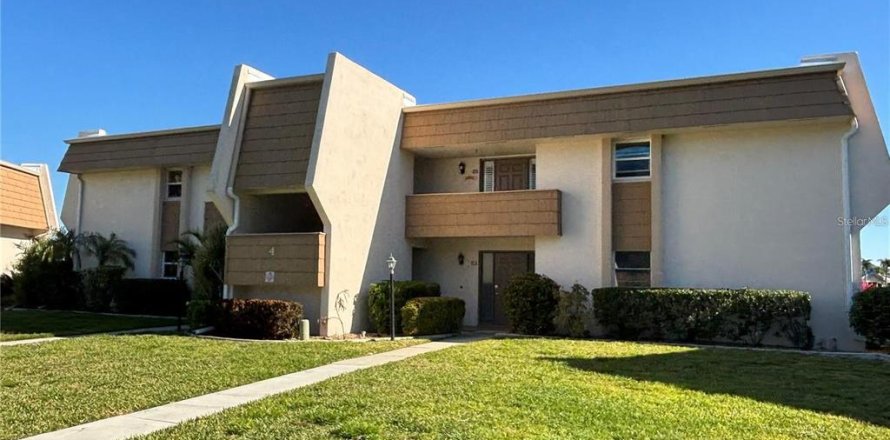 Condominio en Punta Gorda, Florida, 2 dormitorios  № 1537330