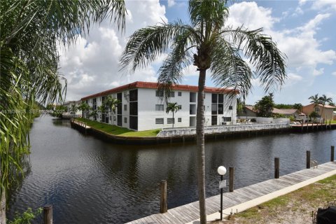 Copropriété à louer à Fort Lauderdale, Floride: 1 chambre, 50.82 m2 № 1993110 - photo 19