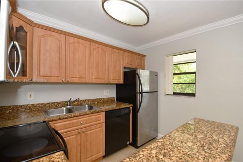 Copropriété à louer à Fort Lauderdale, Floride: 1 chambre, 50.82 m2 № 1993110 - photo 4