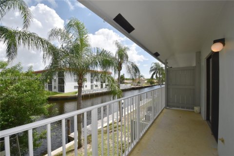 Copropriété à louer à Fort Lauderdale, Floride: 1 chambre, 50.82 m2 № 1993110 - photo 2