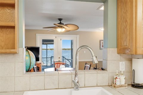 House in Merrit Island, Florida 4 bedrooms, 260.31 sq.m. № 2209063 - photo 12