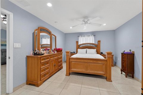 Casa en venta en Kissimmee, Florida, 3 dormitorios, 145.21 m2 № 1792215 - foto 21