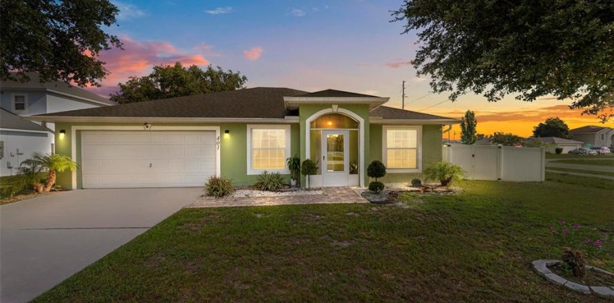 Casa en Kissimmee, Florida 3 dormitorios, 145.21 m2 № 1792215