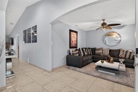 Casa en venta en Kissimmee, Florida, 3 dormitorios, 145.21 m2 № 1792215 - foto 9