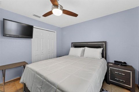Casa en venta en Kissimmee, Florida, 3 dormitorios, 145.21 m2 № 1792215 - foto 29