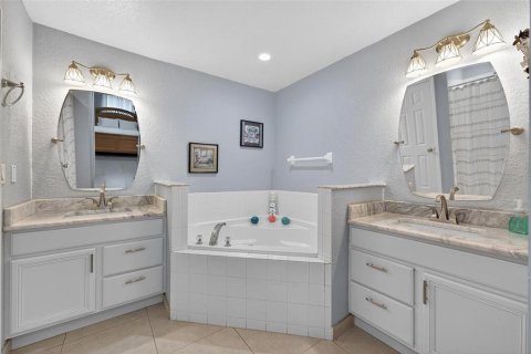 Casa en venta en Kissimmee, Florida, 3 dormitorios, 145.21 m2 № 1792215 - foto 24