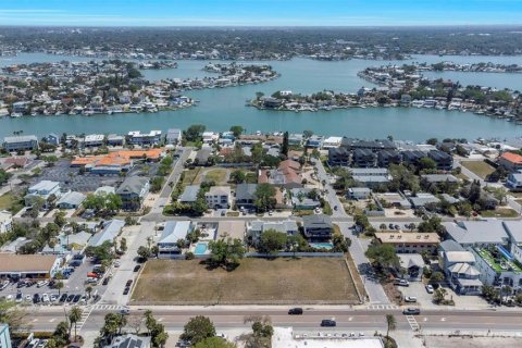 Land in Indian Rocks Beach, Florida № 2223257 - photo 3