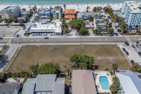 Land in Indian Rocks Beach, Florida № 2223257 - photo 12
