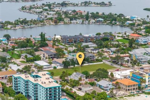 Land in Indian Rocks Beach, Florida № 2223257