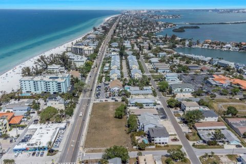 Land in Indian Rocks Beach, Florida № 2223257 - photo 20