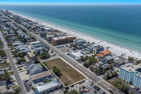 Land in Indian Rocks Beach, Florida № 2223257 - photo 13
