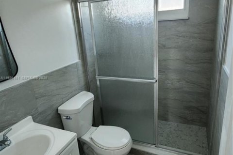 Appartement à louer à Dania Beach, Floride: 1 chambre, 339.65 m2 № 1985851 - photo 5