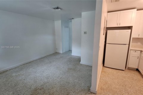 Appartement à louer à Dania Beach, Floride: 1 chambre, 339.65 m2 № 1985851 - photo 9