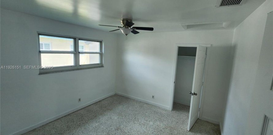 Appartement à Dania Beach, Floride 1 chambre, 339.65 m2 № 1985851