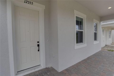 Villa ou maison à louer à Winter Garden, Floride: 4 chambres, 250.19 m2 № 2419898 - photo 3