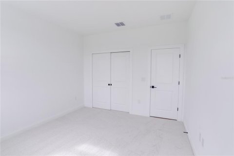 Villa ou maison à louer à Winter Garden, Floride: 4 chambres, 250.19 m2 № 2419898 - photo 24