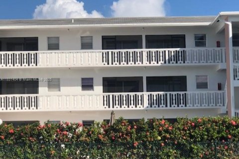 Copropriété à vendre à Hallandale Beach, Floride: 1 chambre, 52.4 m2 № 2088609 - photo 2