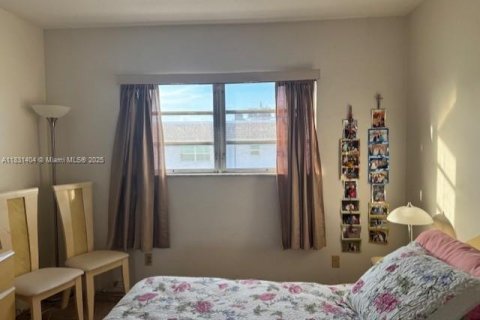 Copropriété à vendre à Hallandale Beach, Floride: 1 chambre, 52.4 m2 № 2088609 - photo 30