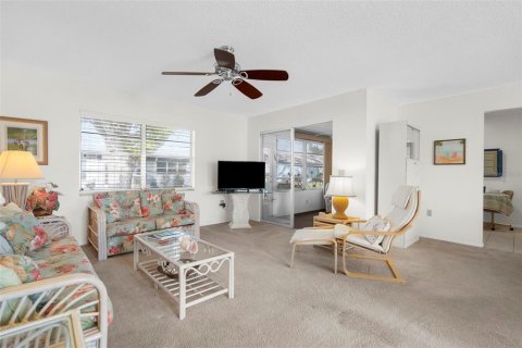 House in Englewood, Florida 2 bedrooms, 103.31 sq.m. № 1437192 - photo 24