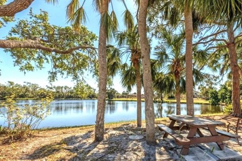 House in Englewood, Florida 2 bedrooms, 103.31 sq.m. № 1437192 - photo 20
