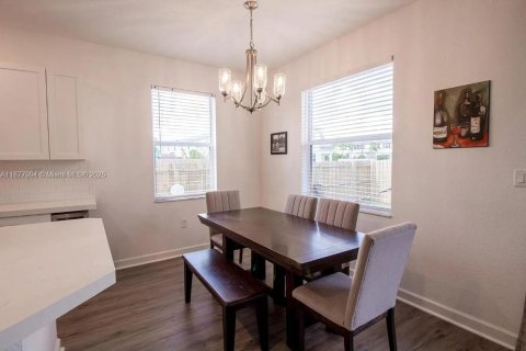 Casa en venta en Homestead, Florida, 4 dormitorios, 246.66 m2 № 1923295 - foto 19