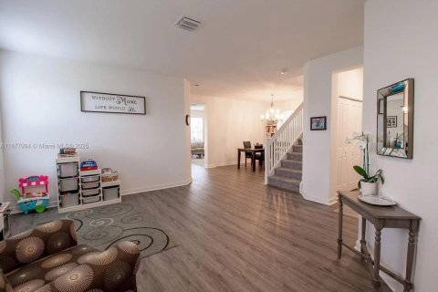 Casa en venta en Homestead, Florida, 4 dormitorios, 246.66 m2 № 1923295 - foto 15