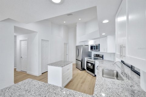 Casa en venta en Cape Coral, Florida, 3 dormitorios, 233.56 m2 № 1851257 - foto 18
