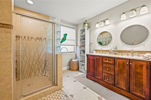 Casa en venta en Weston, Florida, 4 dormitorios, 198.16 m2 № 1966134 - foto 29